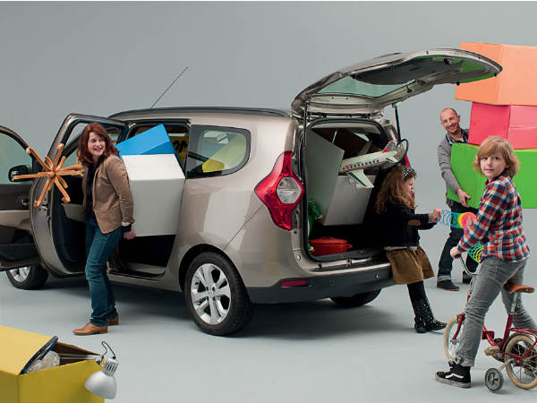 రెనో లాడ్జీ ఎమ్‌పివి