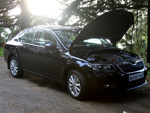 పవర్‌ఫుల్ 1.8 లీటర్ పెట్రోల్ ఇంజన్