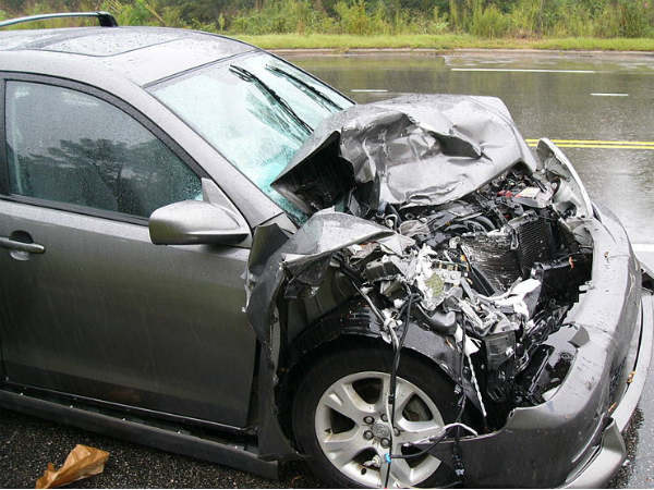 థర్డ్ పార్టీ ప్లాన్ ఎందుకు కొనాలి? తప్పించుకోవటానికి ఏదైనా మార్గం ఉందా?