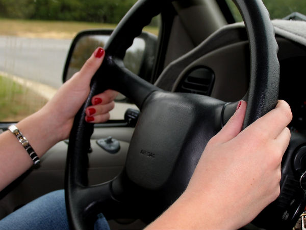 180 డిగ్రీ కోణంలో పట్టుకోవటం: 'సరైనది'