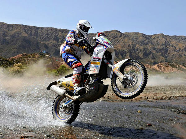 బిఎమ్‌డబ్ల్యూ కార్లు మాత్రమే తయారు చేస్తుందా?