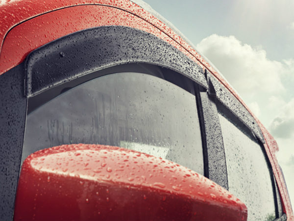 ఎయిర్ డిఫ్లెక్టర్ (స్లిమ్‌లైన్ వెథర్‌షీల్డ్స్)