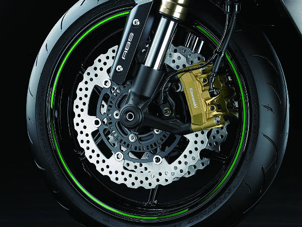 2014 కవాసకి జెడ్1000 స్పోర్ట్స్‌బైక్