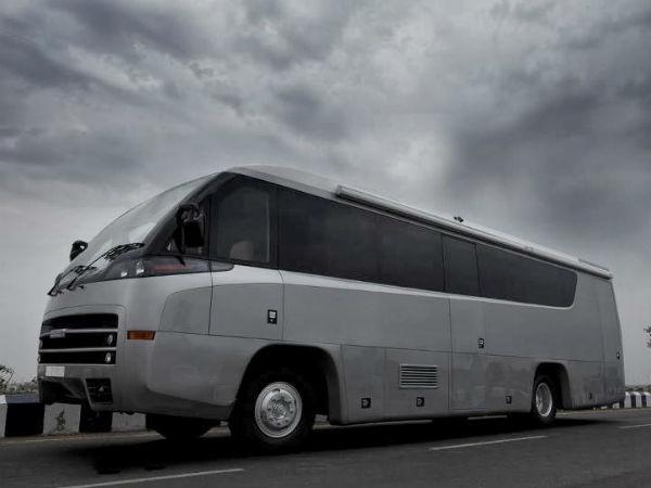 సల్మాన్ ఖాన్ 'లగ్జరీ బస్'