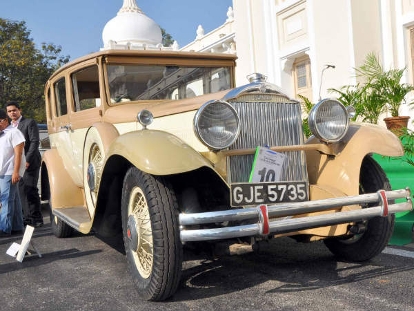 స్టాండర్డ్ హెరాల్డ్