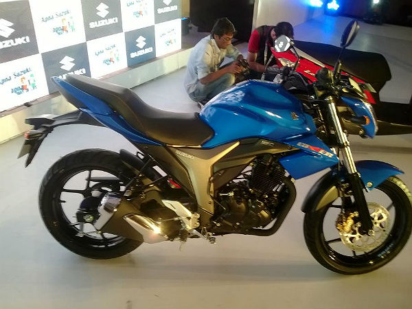 సుజుకి జిక్సర్ 150సీసీ బైక్