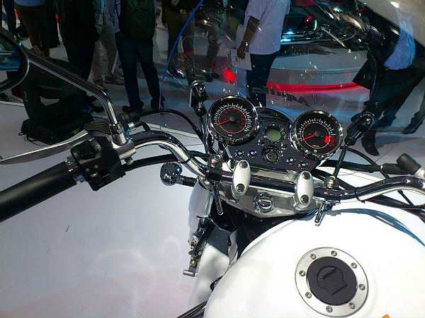 హ్యోసంగ్ ఆక్విలా 250 విడుదల