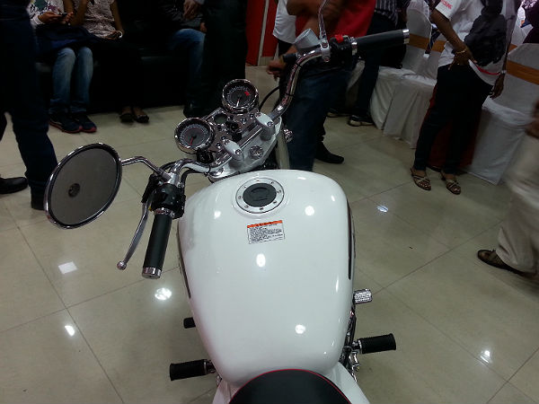 హ్యోసంగ్ ఆక్విలా 250