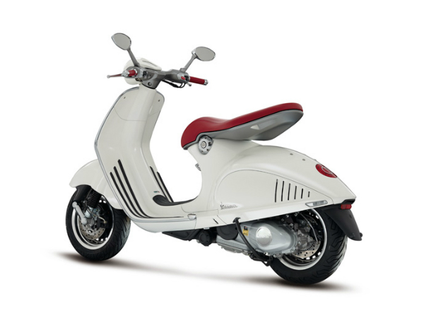 వెస్పా 946: ధర రూ.9 లక్షలు