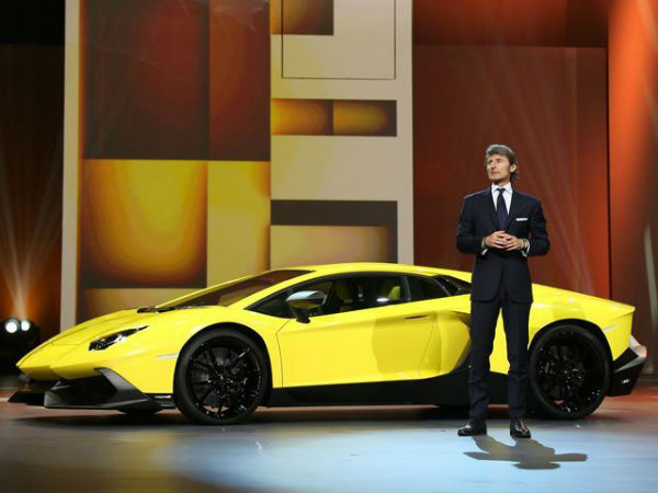 అవెంటేడర్ ఎల్‌పి720-40 యానివర్సరియో