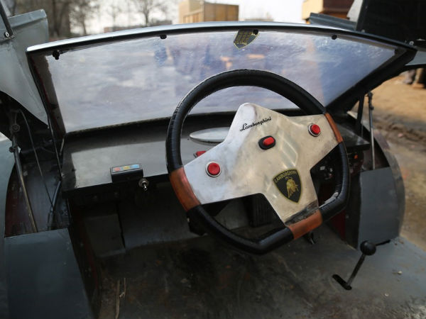 మనవడికి తాత ఇచ్చిన కానుక!