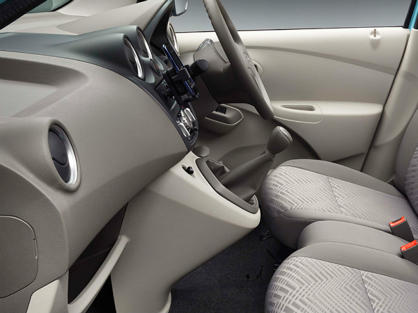 బెస్ట్ ఇన్ క్లాస్ ఇంటీరియర్ స్పేస్