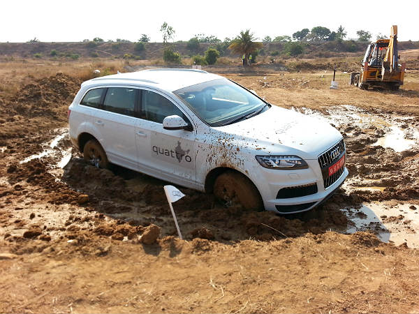 ఆడి క్యూ డ్రైవ్ ఎక్స్‌పీరెయన్స్