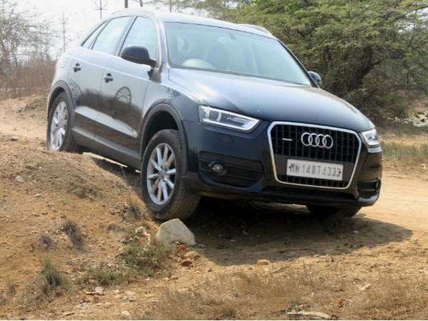 ఆడి క్యూ3 కలర్ ఆప్షన్స్