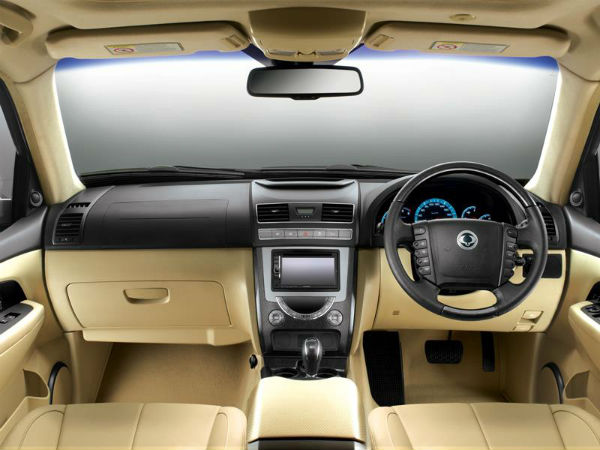 SsangYong Rexton Interior