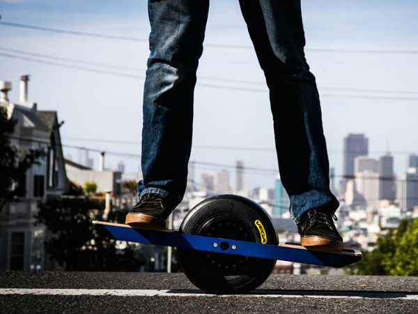 వన్‌వీల్: అమేజింగ్ సెల్ఫ్ బ్యాలెన్సింగ్ ఎలక్ట్రిక్ స్కేట్ బోర్డ్