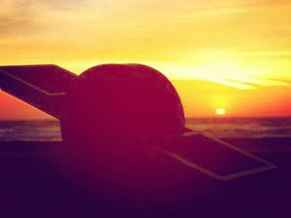 వన్‌వీల్: అమేజింగ్ సెల్ఫ్ బ్యాలెన్సింగ్ ఎలక్ట్రిక్ స్కేట్ బోర్డ్