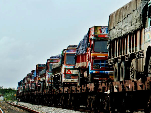 కొంకన్ రైల్వే రోరో సేవలు