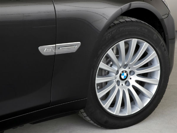 మోడీ కాన్వాయ్ విదేశీనే