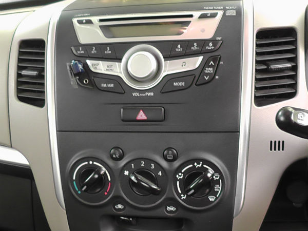 7. ఏసి / హీటర్ / డిఫాగ్గర్