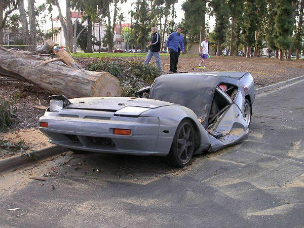 విచిత్రమైన యాక్సిడెంట్స్