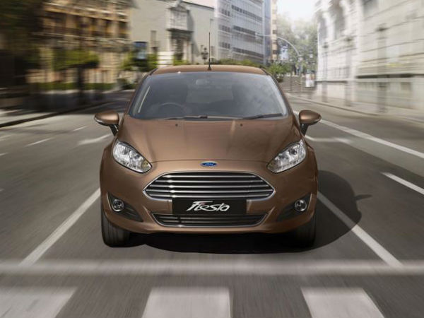 2014 ఫోర్డ్ ఫియస్టా అఫీషియల్ ఫొటోలు