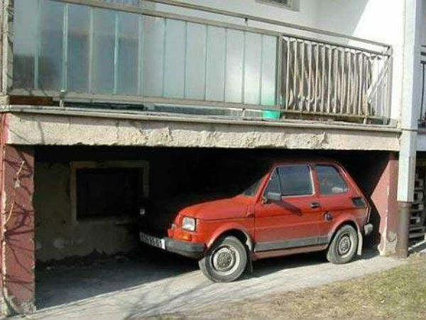 ఫన్నీ కార్ పార్కింగ్ ఫొటోస్