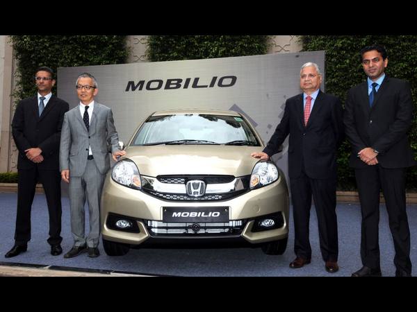 హైదరాబాద్‌లో మొబిలియో విడుదల