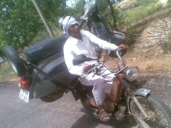 ఫన్నీ మోటార్‌సైకిల్ ఫొటోలు