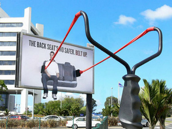 ఫన్నీ కార్ అడ్వర్టైజ్‌మెంట్స్