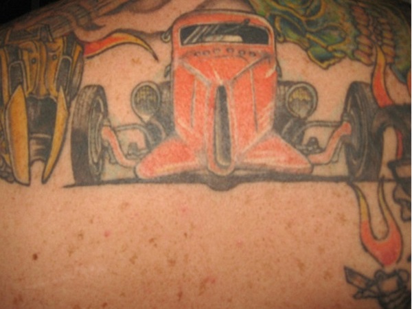 ఆటో ప్రియుల టాటూ క్రేజ్