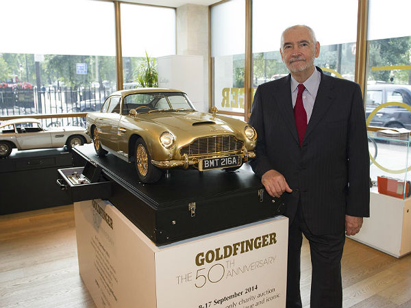 గోల్డ్ ప్లేటెడ్ ఆస్టన్ మార్టిన్ డిబి5