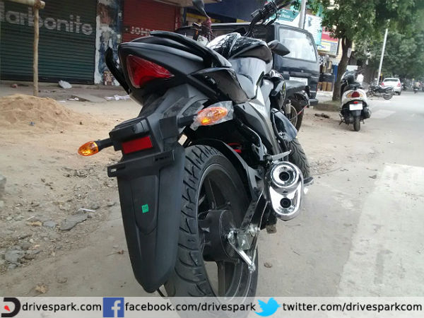 సుజుకి జిక్సర్ ఎక్స్‌క్లూజివ్ ఫొటోలు