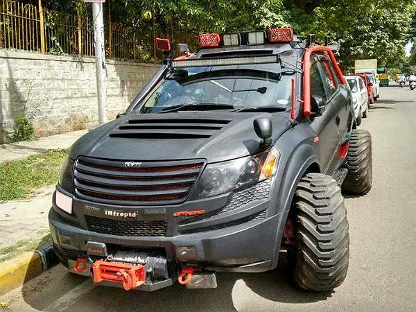 మోడిఫై చేసిన మహీంద్రా ఎక్స్‌యూవీ500