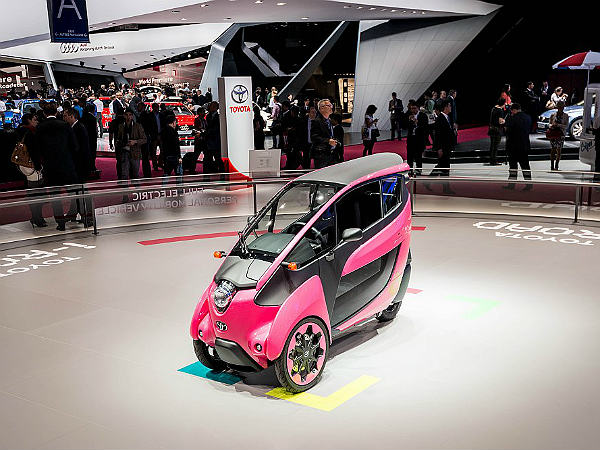 ప్రొడక్షన్ వెర్షన్ టొయోటా ఐ-రోడ్