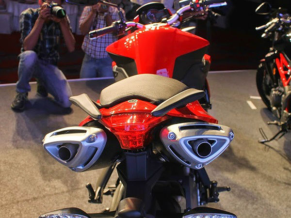 డిఎస్‌కే ద్వారా భారత్‌కు వచ్చిన 'బెనెల్లీ'