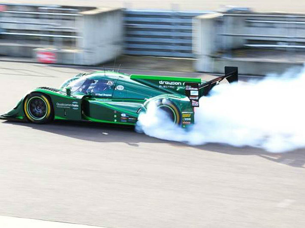 టాప్ 10 ఫాస్టెస్ట్ ఎలక్ట్రిక్ కార్స్