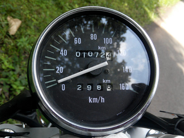 ఆర్‌పిఎమ్ మీటర్ లేదు