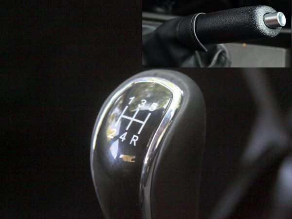 మాకు నచ్చనివి - హ్యాండ్ బ్రేక్