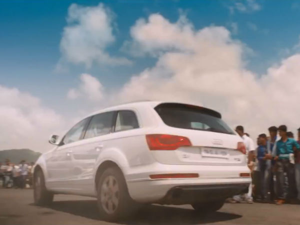 లింగా చిత్రంలో కార్లు