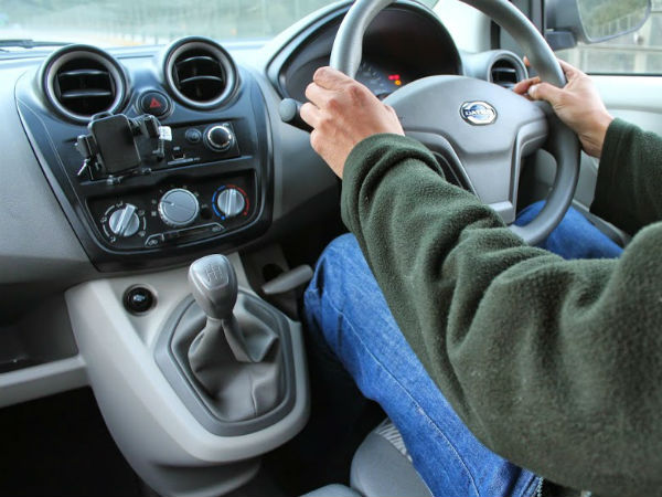 స్టీరింగ్ ఫీడ్‌బ్యాక్