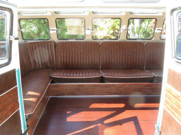 1965 ఫోక్స్‌వ్యాగన్ మైక్రోబస్ లీమోజైన్