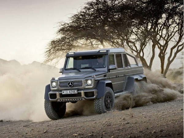 జి63 ఏఎమ్‌జి 6x6 స్టాక్ ఖాలీ