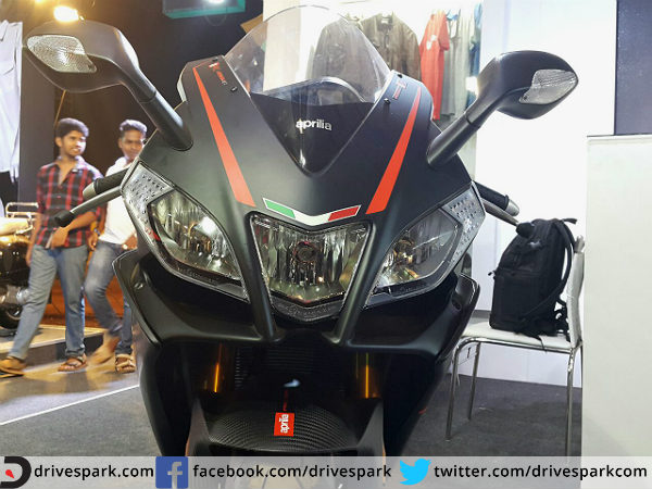ఇండియా బైక్ వీక్ 2015: వెస్పా, ఆప్రిలియా, మోటో గుజ్జి బైక్స్