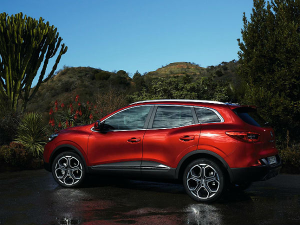 2015 జెనీవా మోటార్ షో: రెనో కడ్జర్ క్రాసోవర్ ఆవిష్కరణ