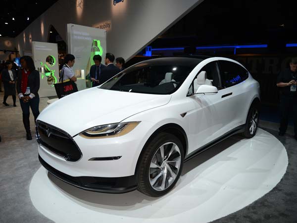 11. టెస్లా మోడల్ ఎక్స్ :