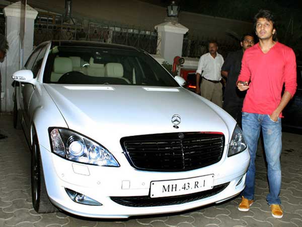  రితేష్ దేష్‌‌ముఖ్