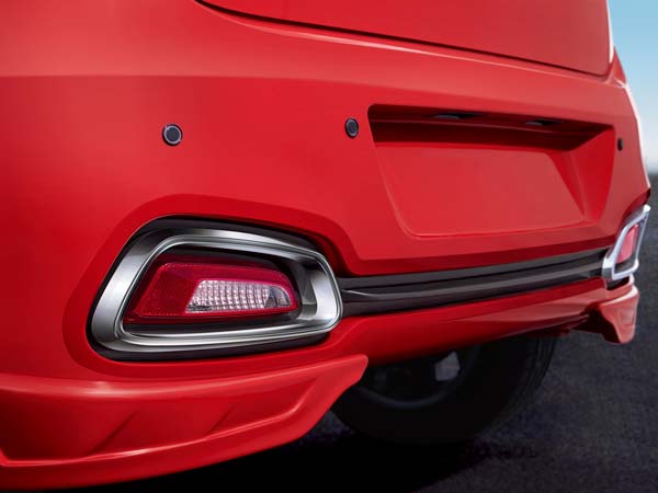 ఆకర్షణీయమైన రంగులో 