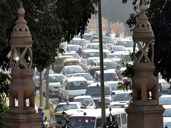 దేశవ్యాప్తంగా కార్లను అత్యధికంగా ఉపయోగిస్తున్న నగరాలు 