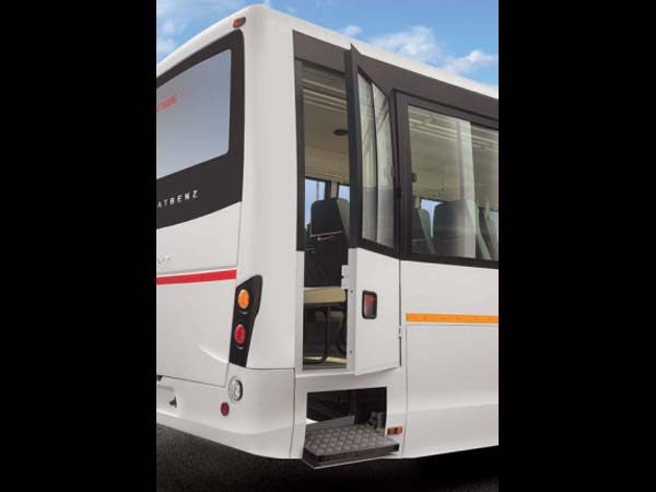  425 కోట్లు 